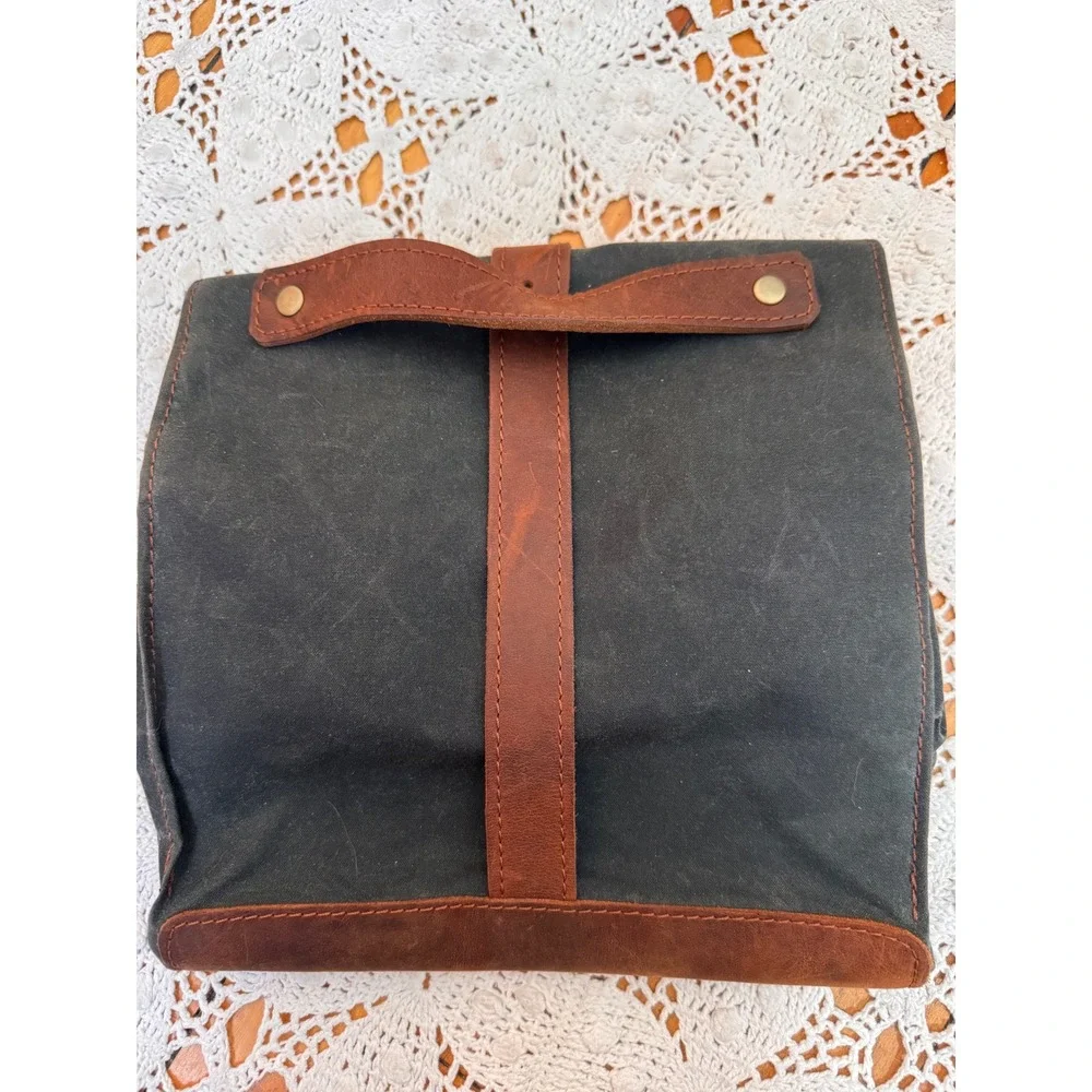 InnesBags durable charcoal back